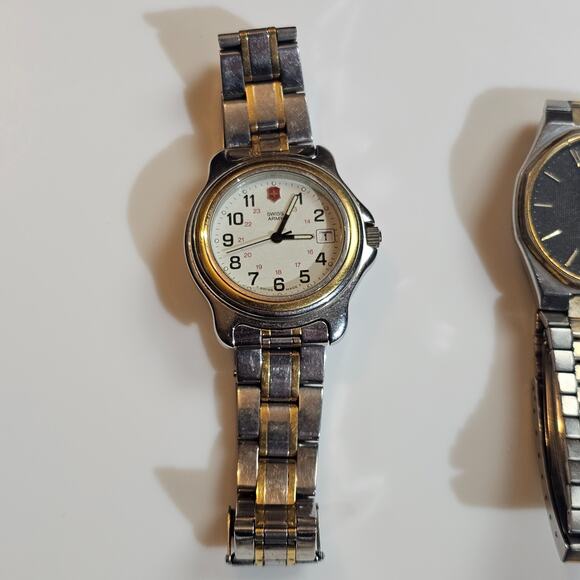 Lot of Vintage Watches Pulsar Seko Swiss Army and Speidel Band for Parts/Repair - Picture 6 of 16